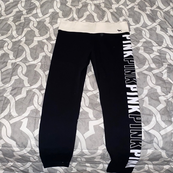 PINK Victoria's Secret Pants - Pink yoga black leggings